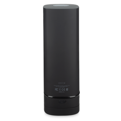 Dispositivo preto retangular vertical com base preta brilhante e texto ONYX+
