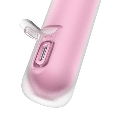 Peça eletrónica cor-de-rosa com porta USB tipo C e tampa de plástico transparente