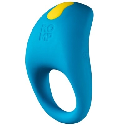 Anel azul em silicone com secção amarela e texto ROMP