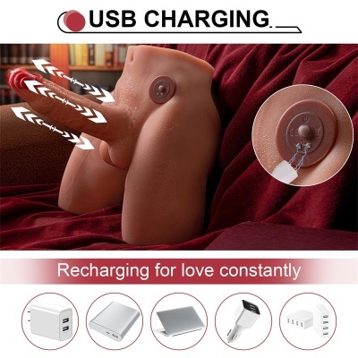 Produto sexual masculino com textura, botão circular, em tecido vermelho e texto USB CHARGING