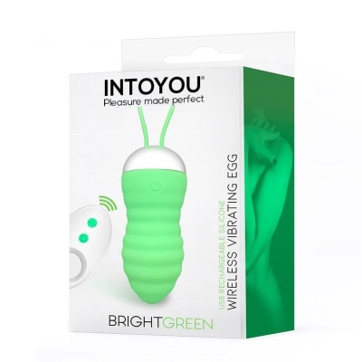 Embalagem de vibrador sem fios verde Intoyou com controlo remoto.