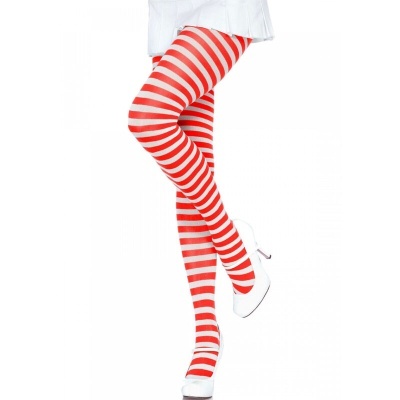 Collants riscas vermelhas e brancas com saia e sapatos brancos