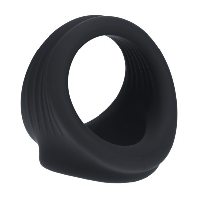 Anel preto de material flexível com sulcos finos interiores