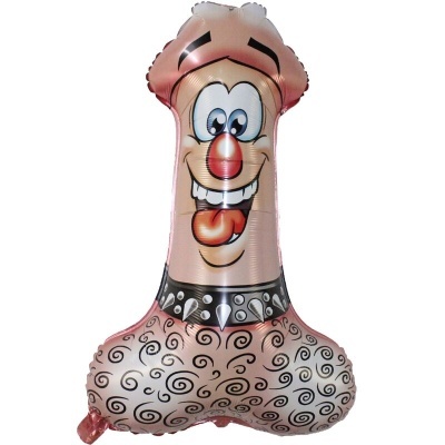 Balão metálico cor de pele com rosto sorridente e colar preto com tachas.