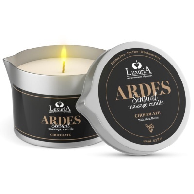 Vela sensual para massagem Luxuria ARDES chocolate em embalagem preta e branca