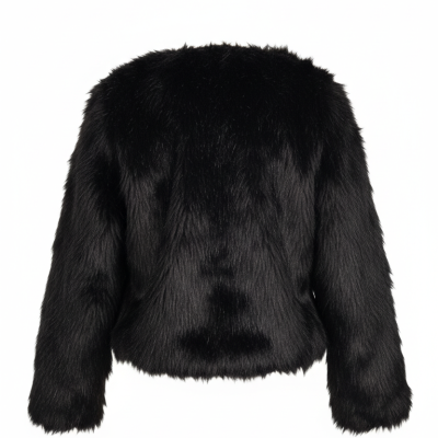 Casaco de pelo sintético preto visto de costas