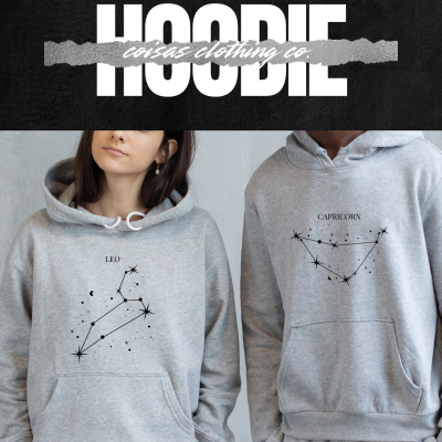 Duas pessoas com hoodies cinzentos com constelações LEO e CAPRICORN