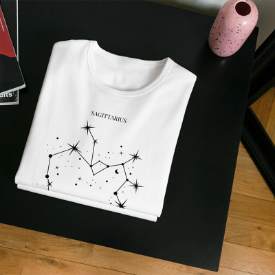 T-Shirt&#x20;Homem&#x20;Constela&#x00E7;&#x00F5;es&#x20;do&#x20;Signo&#x20;&#x7C;&#x20;Branco&#x20;ou&#x20;Preto