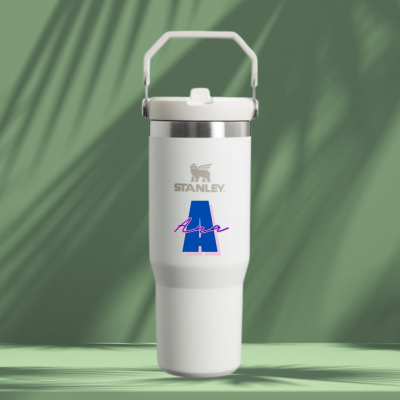 Garrafão térmico branco Stanley com pega e logo Aira