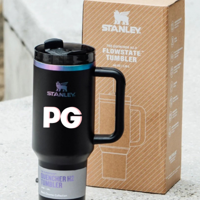 Copo&#x20;Stanley&#x20;Personalizado&#x20;com&#x20;Iniciais&#x20;&#x2013;&#x20;1,2&#x202F;L&#x20;&#x7C;&#x20;Branco,&#x20;Dourado,&#x20;Prateado