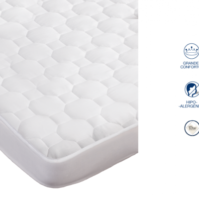Colchão branco matelassado com ícones de características do produto