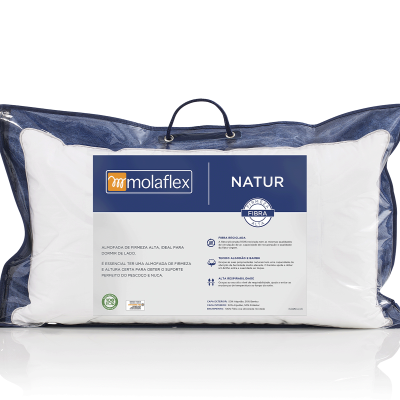 Almofada branca Molaflex Natur embalada em saco plástico azul com etiqueta