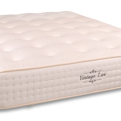 Colchão creme acolchoado com etiqueta Vintage Lux