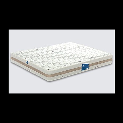 Colchão branco com padrão acolchoado em forma de losangos e bordas bege