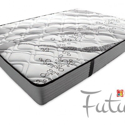 Colchão cinza e branco com padrão de bolhas e flores, com faixas pretas verticais nas laterais