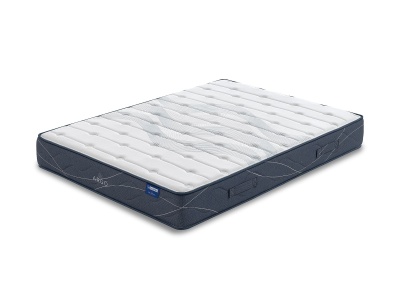 Colchão branco com laterais azuis escuras e alças pretas