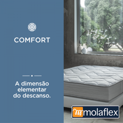 Colchão branco ondulado com janela grande e texto COMFORT em azul