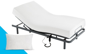 Cama articulada com colchão branco e almofada branca