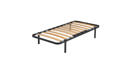 Estrado de cama metálico com ripas de madeira claras e quatro pernas