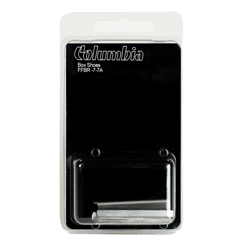 Embalagem preta e transparente com ologótipo Columbia e caixas metálicas cilíndricas pequenas