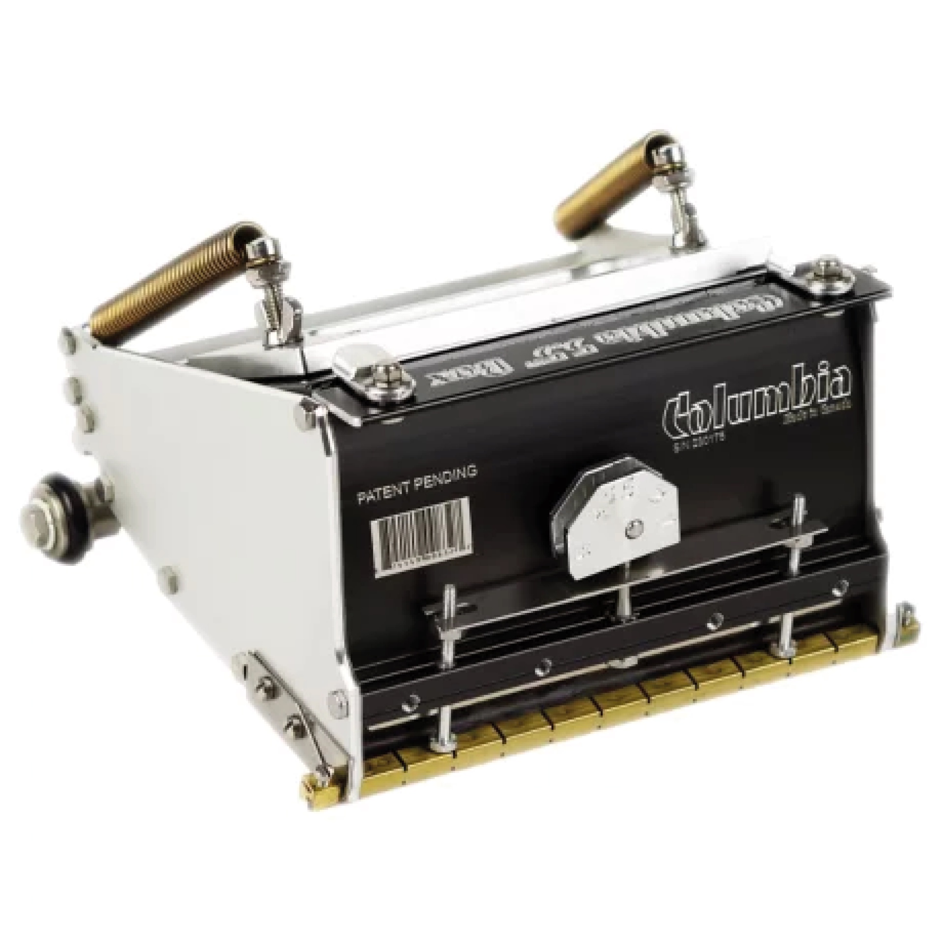 Ferramenta preta e prateada com alças de madeira e etiqueta de código de barras