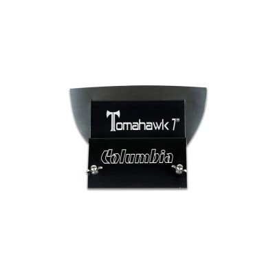Suporte de parede preto com texto branco 'Tomahawk 7