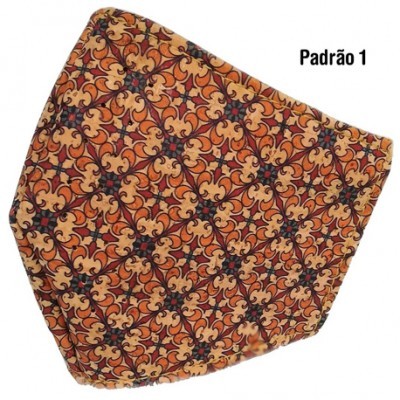 Máscara facial com padrão floral amarelo e laranja e texto Padrão 1