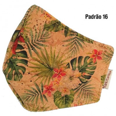 Máscara facial com padrão floral tropical em tons de verde, vermelho e amarelo