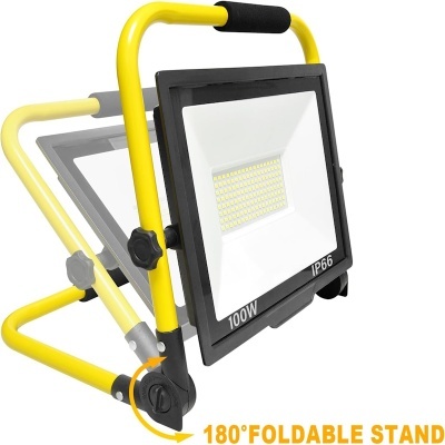 Projetor LED 100W com estrutura amarela e preta, suporte dobrável a 180°