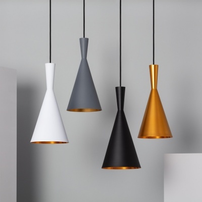 Candeeiros suspensos de design cónico em quatro cores diferentes
