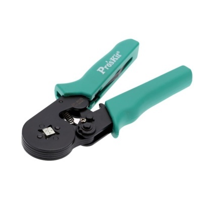 Alicate de crimpar com punhos verdes e corpo preto