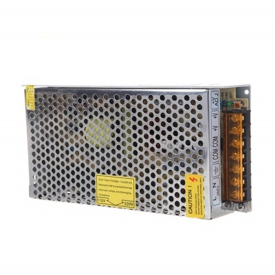 Fonte de alimentação metálica ventilada com terminais de ligação