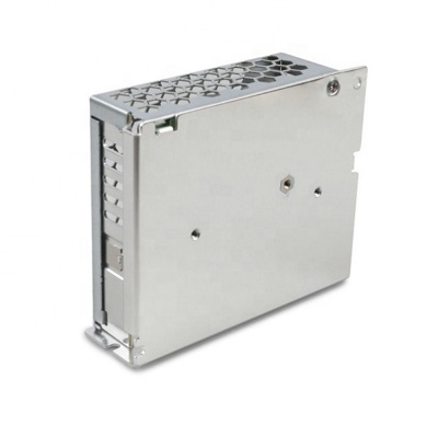 Carril DIN metálico prateado com ventilação e furações