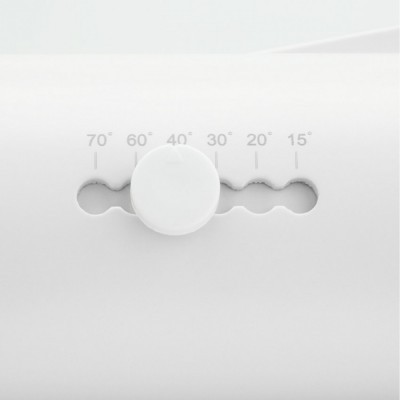 Termóstato branco com botão central e várias marcas de temperatura em graus