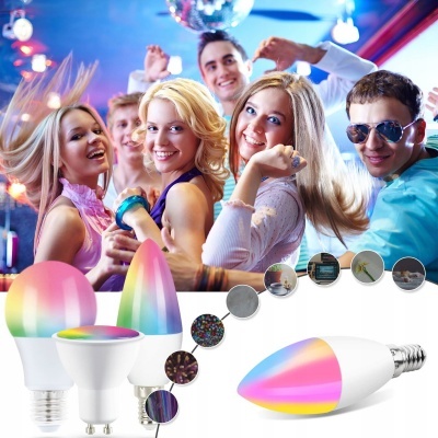 Lâmpadas LED coloridas com efeito degradê e grupo de jovens numa festa