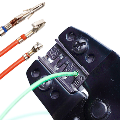Ferramenta preta para crimpar terminais elétricos com fios coloridos