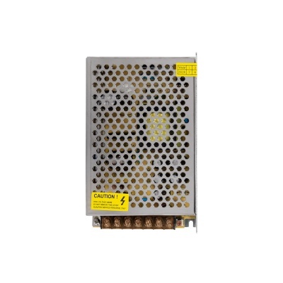 Fonte de alimentação metálica cinzenta com orifícios circulares para ventilação e etiquetas amarelas de aviso