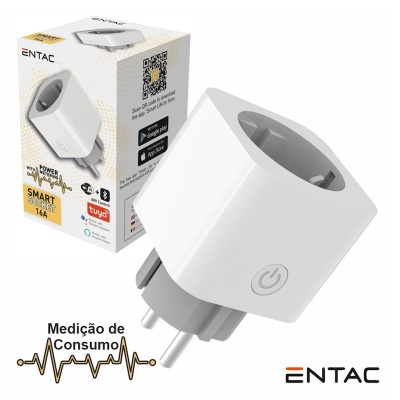 Tomada inteligente branca ENTAC com botão de ligar e embalagem ao lado