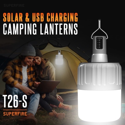 Lanterna de camping branca acesa com texto promocional e casal junto a tenda ao fundo