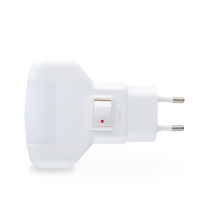 Adaptador elétrico branco com interruptor e ficha europeia