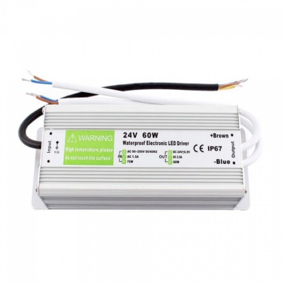 Transformador LED estanque de 24V 60W com caixas metálica e fios expostos