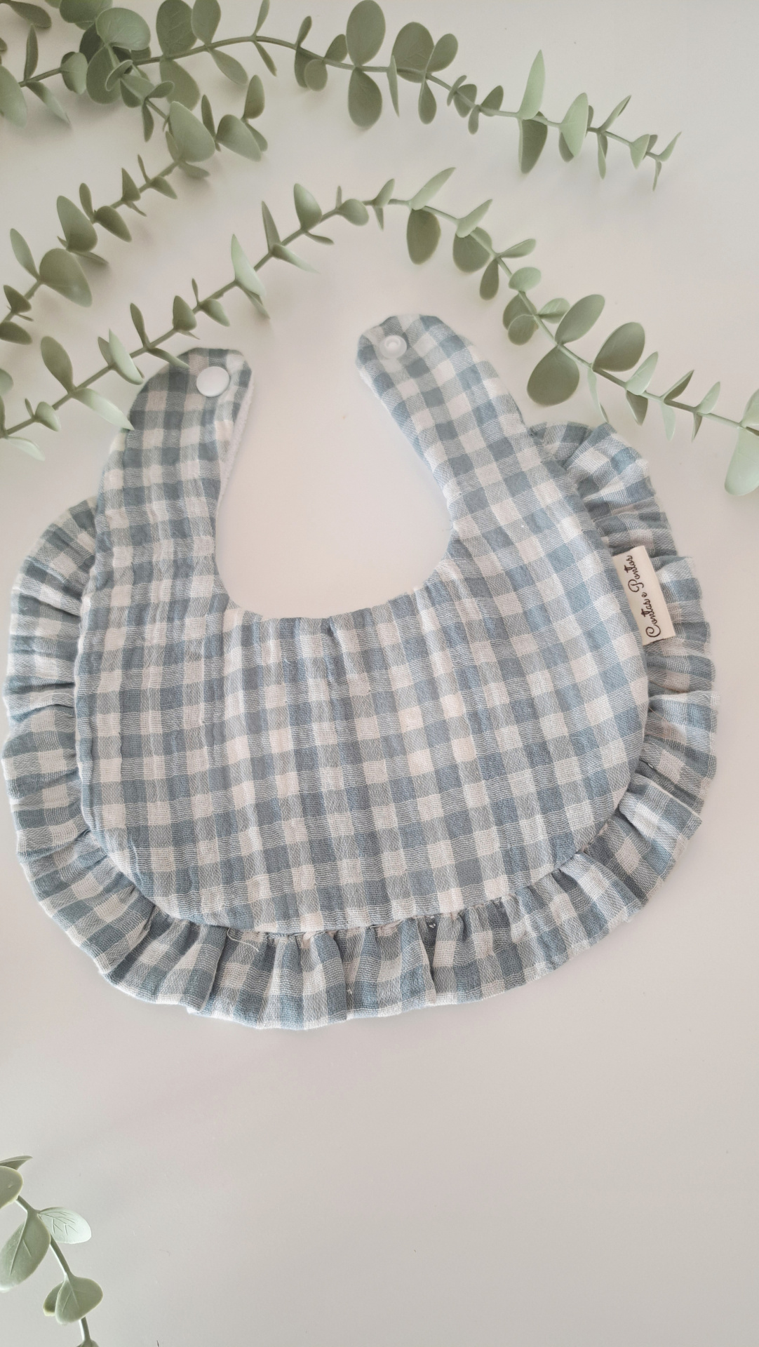 Babete ♥ small vichy - teal Babete branco e azul xadrez com franjas e botões de pressão