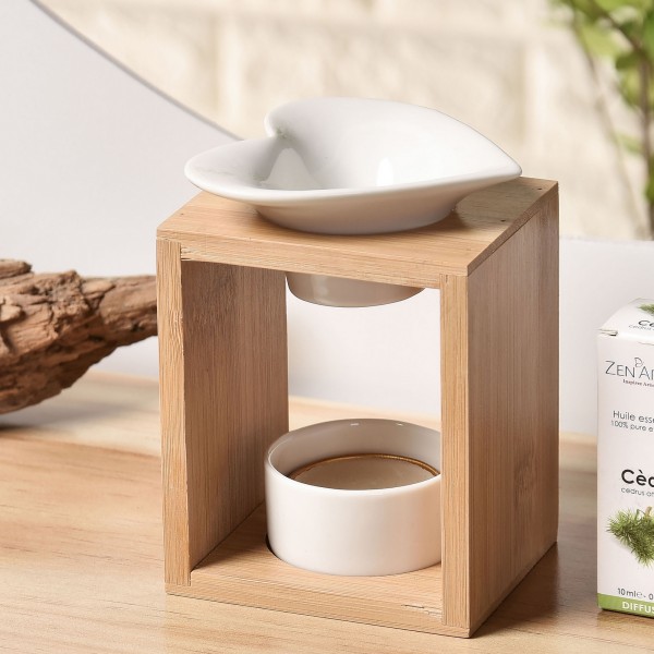 Difusor de aroma com estrutura em madeira e recipiente cerâmico branco