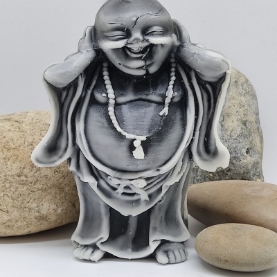 Vela de Buda sorridente bicolor com pedras