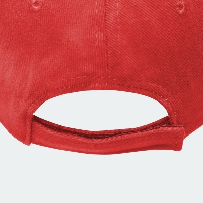 Parte traseira de um boné vermelho com fecho ajustável de velcro