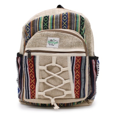 Mochila com tecido natural e padrões coloridos