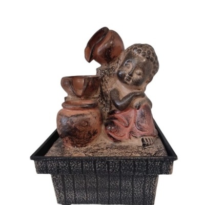Fonte decorativa Buda com ânforas castanho e base preta texturizada
