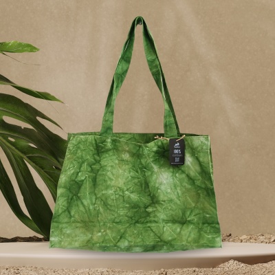 https://www.coracao-e-terra.pt/product/saco-de-mao-tye-dye-verde-floresta