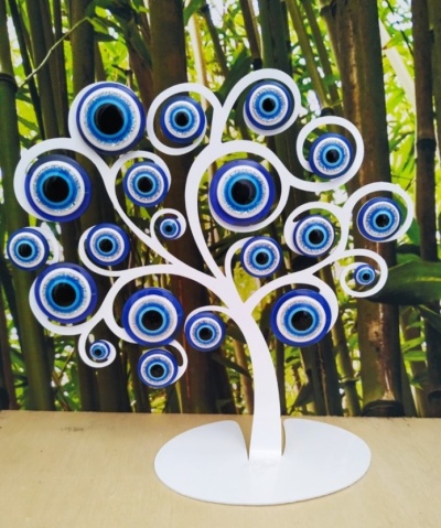 https://www.coracao-e-terra.pt/product/arvore-com-olho-turco-branco