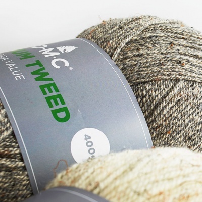 Novelo de lã cinza e bege com etiqueta cinza HEMPCOM MC TWEED NATURAL VALUE
